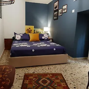 casa-famoso.taorminaitalyhotels.com/